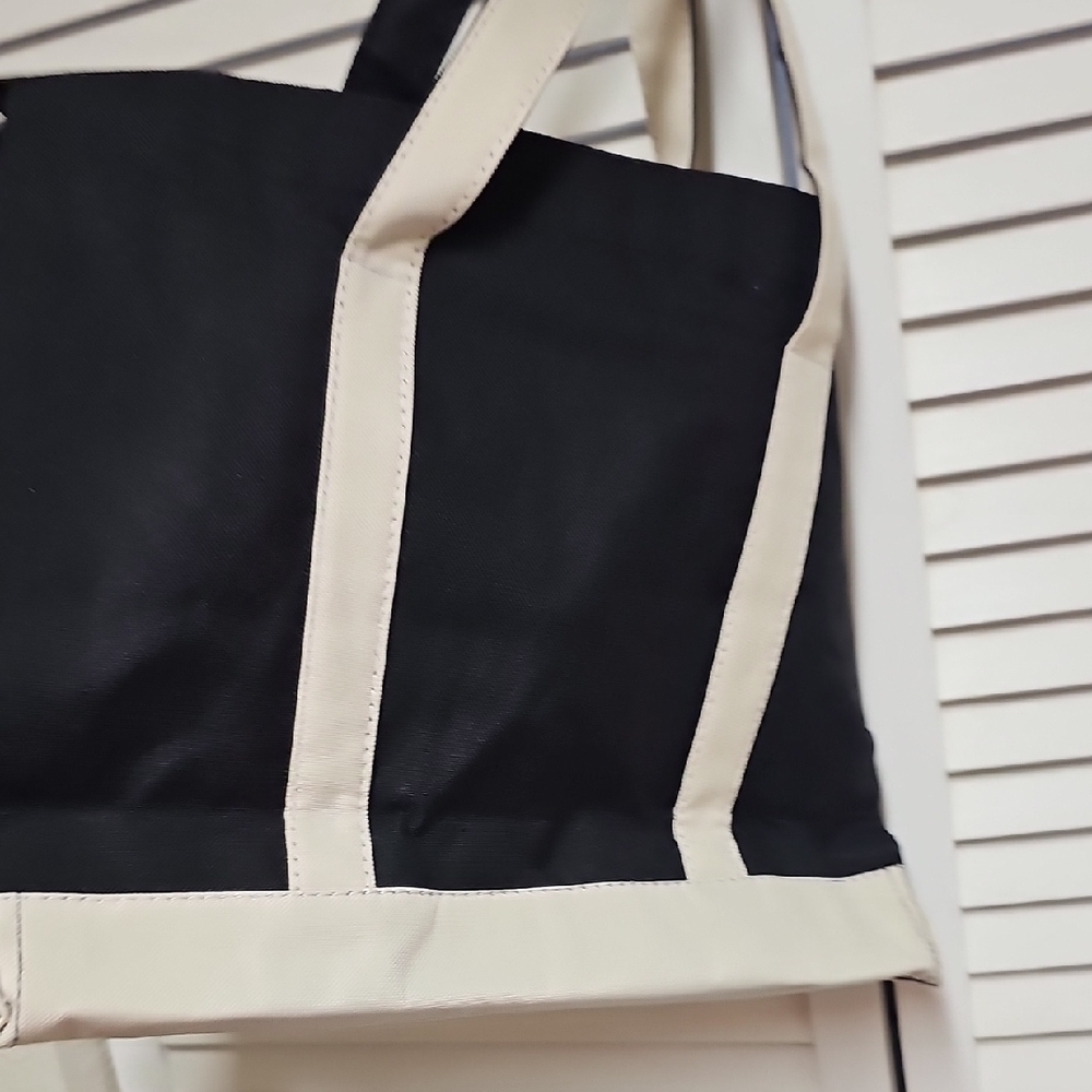 NWT Vintage Black and Cream Canvas Books-A-Million With Zipper & Pockets - Picture 7 of 7